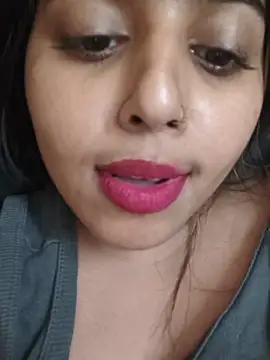 XXX chat uživo modela Cute-Simmi69