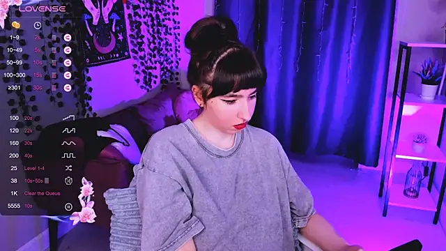 แชท XXX สดของ Lily_xBabe