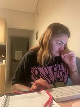 HeyBABYGIRLn Live XXX chat