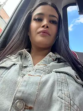 Živý XXX chat Sara_fun