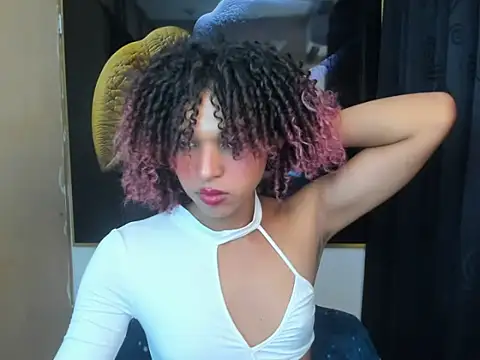 Chat XXX en directo de Elianisbigcock