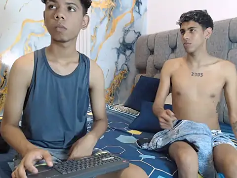 Chat +18 de CUTE_BOYS2026 ao vivo