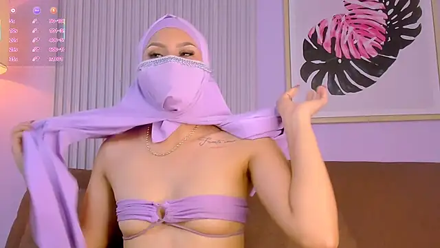 צ'אט XXX בשידור חי של Nahiara__