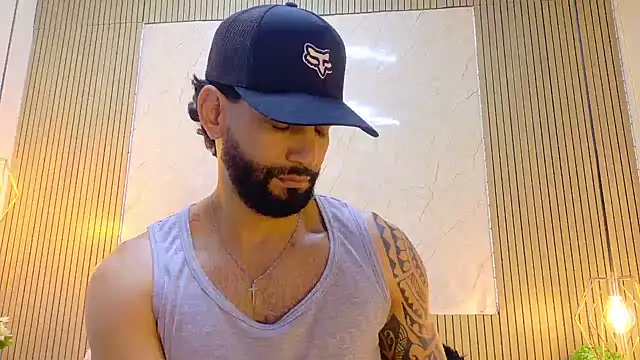 Chat XXX en directo de yorbymaxx