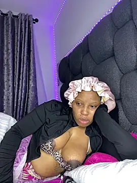 RainBougie – Live XXX-chat