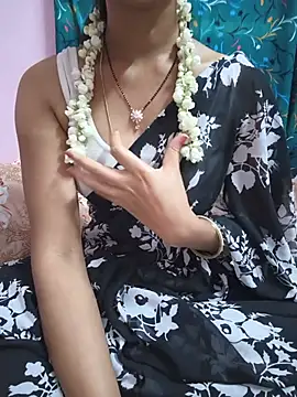 Me_hanshi_telugu: διαδικτυακό σόου στην κάμερα