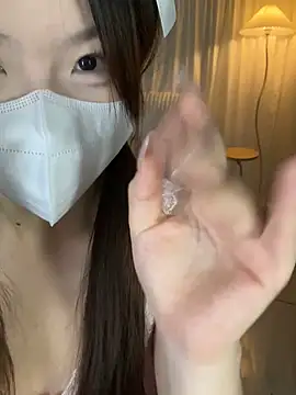 _xiaoxinxin_ 现场XXX聊天