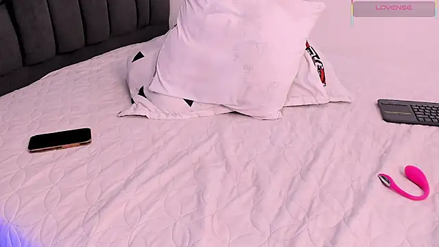 Mia_Gothzx's Live XXX Chat