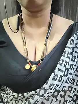 bhuvana_555 – Live XXX-chat
