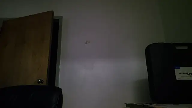 chronic_vibez's Live XXX Chat