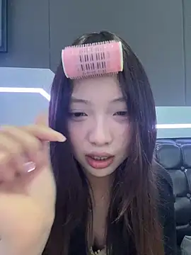 YY-1-1-1 live XXX chat