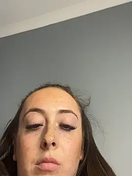 Chat XXX en directo de BrunetteBarbieXx_