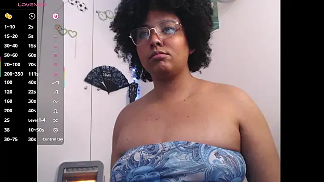 michell_bling1's Live XXX Chat
