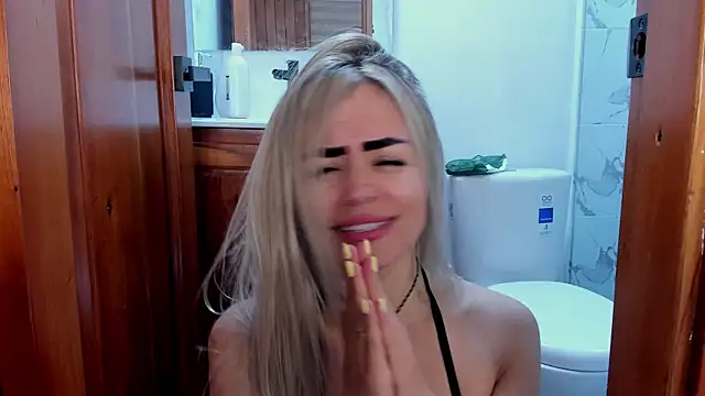 Luna_Marquez 现场XXX聊天
