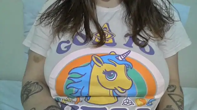 xxxluana Adlı Modelin Canlı XXX Sohbeti