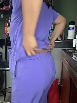 Nathaly_12 Adlı Modelin Canlı XXX Sohbeti
