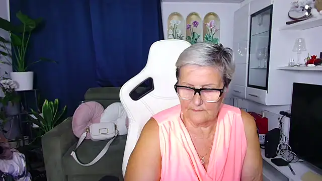 Selenna57: απευθείας συνομιλία ΧΧΧ