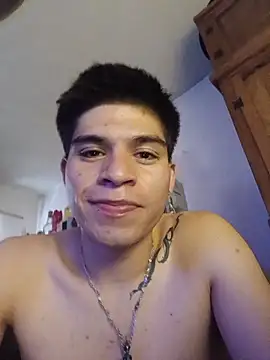 XXX chat uživo modela Oliver_LA