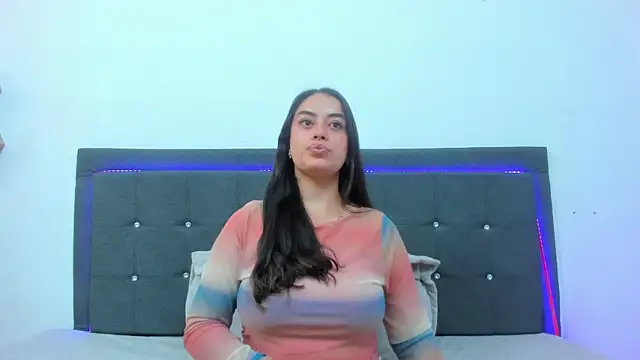 Chat XXX ao vivo de Lil_Aurora_