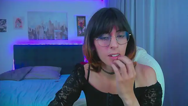 goth_minerva Chat XXX live