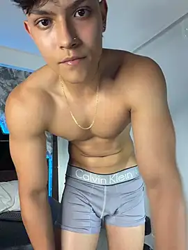 DilanMiller_ XXX чат на живо