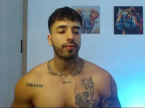 XXX chat uživo modela Jacobb_Phoenix
