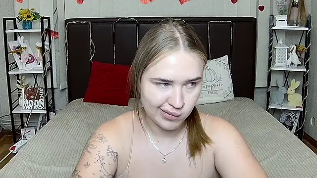 LauraHlot Chat XXX in diretta