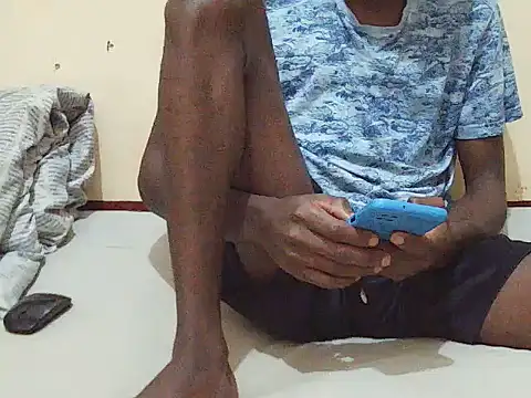 StudentTenInch live XXX chat