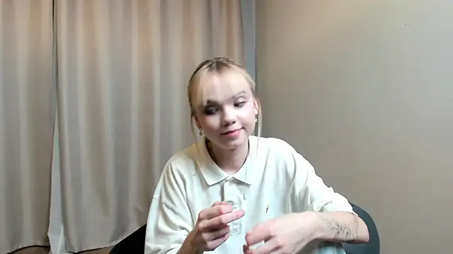 SauVitale's Live XXX Chat