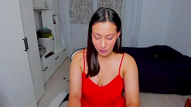 FieryHeart live XXX chat