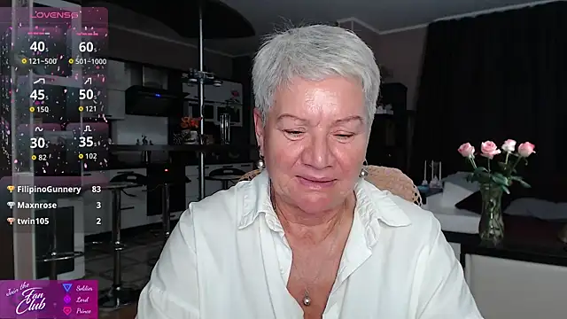 roxana_brooks 现场XXX聊天
