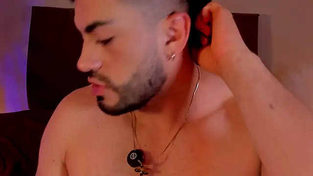 Alexander_Diazz Pertunjukan Webcam