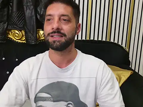 Živý XXX chat TommyDum