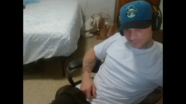 Chatroom XXX en direct de DADDY_KANE8---