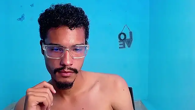 wolf_vip_ লাইভ XXX চ্যাট