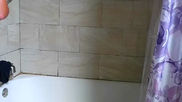 Yumiepussyy Adlı Modelin Canlı XXX Sohbeti