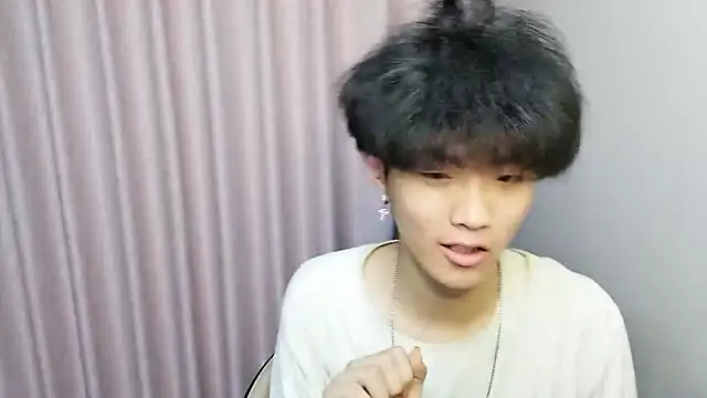 wssoo11's Live XXX Chat
