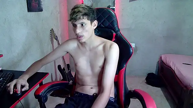 Chat XXX en directo de Pablito_Junior11