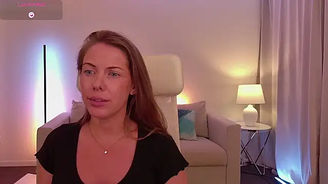 Nova-Lee – webcam-show