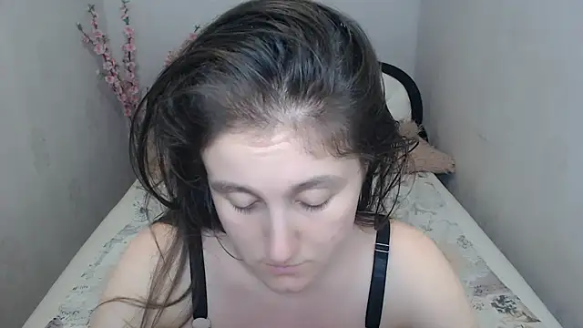 Holliy_Cooper Live XXX-Chat