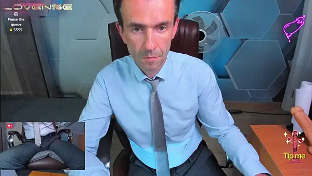 Chat +18 de SteveTiger ao vivo