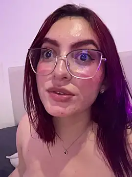 VioletPearson 现场XXX聊天