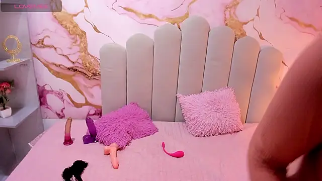 دردشة SweettDreamm الجنسية المباشرة