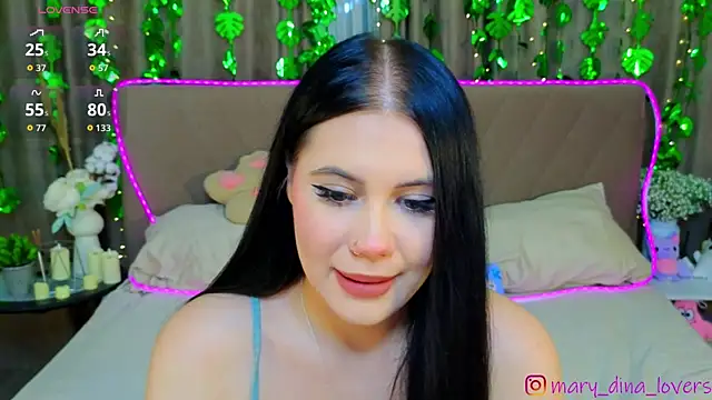 MaryYetes 라이브 XXX 채팅
