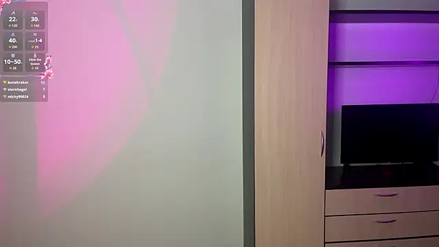 SteffaLains live XXX chat