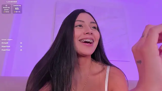 Chat XXX en directo de AmbarJames_