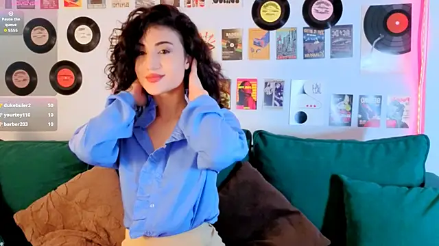 Maya_Rogerss' Live XXX Chat