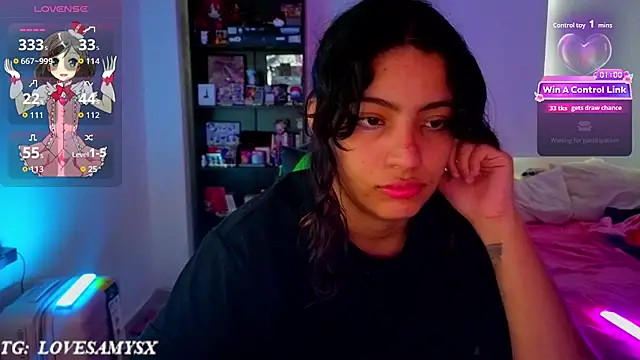Lovelyamyy – Live XXX-chat