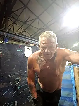 Chat XXX ao vivo de gymrat61