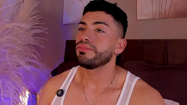 Alexander_Diazz 网络视讯表演